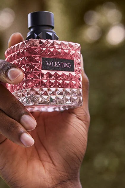 Valentino Donna Born In Roma